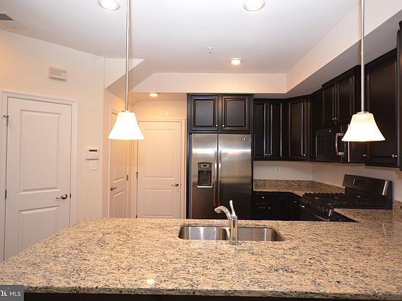 5th image of 5942 Leben Dr