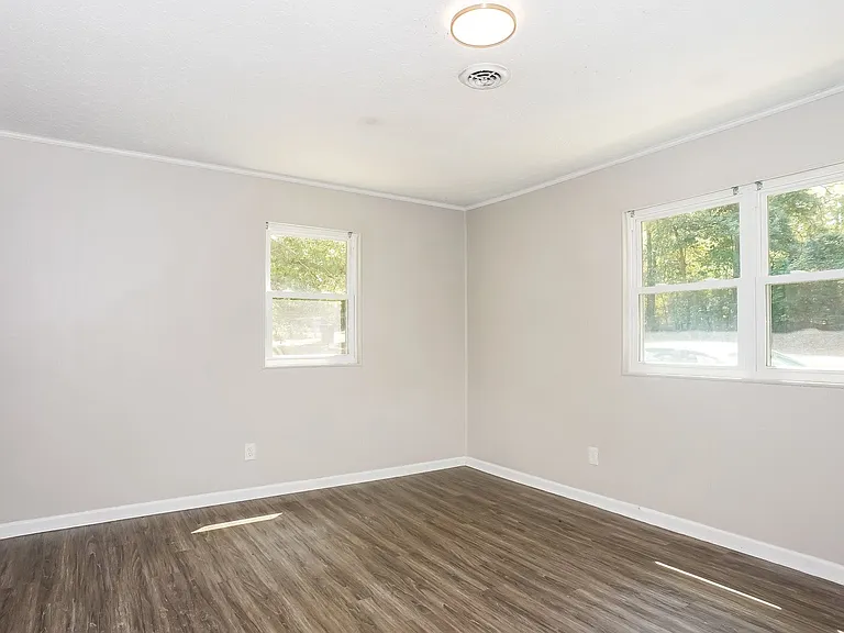 51417_018_living_room_13112991.jpg