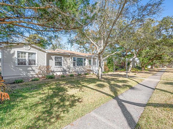 4th image of 108 Oglethorpe Blvd