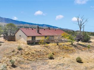 8970 Silver Rock Rd, Pinon Hills, CA 92372