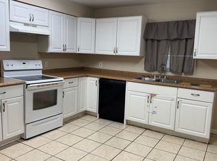 5226 Lemon Ave APT B, Seffner, FL 33584