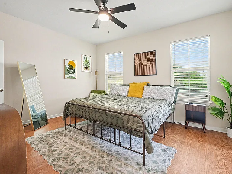 5323 Menard Ave — Photo 5
