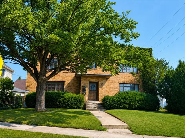 19 W Siebenthaler Ave, Dayton, OH 45405