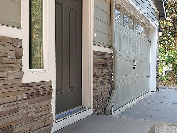 2nd image of 8309 Buffalo Ln