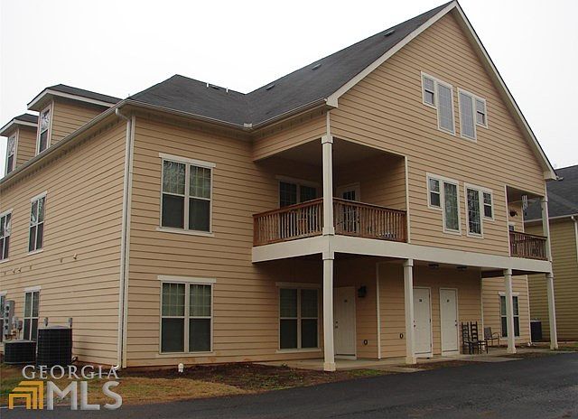 1st image of 35 Town Creek Ln
