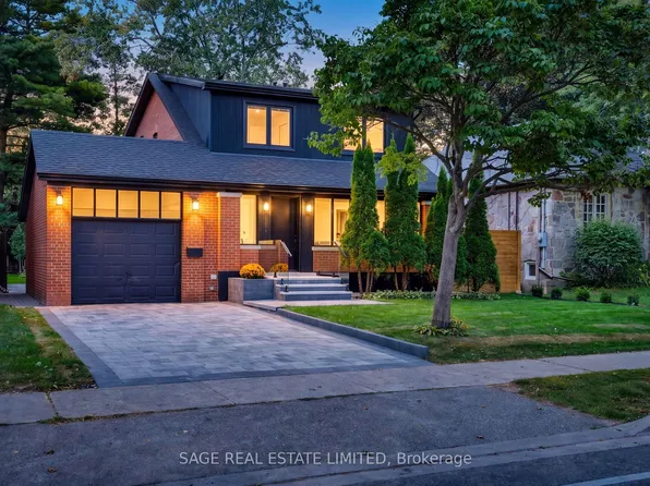 872 Royal York Rd, Toronto, ON M8Y 2V4