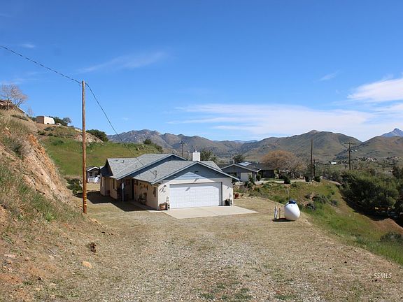 2nd image of 44 Lago Vista Dr
