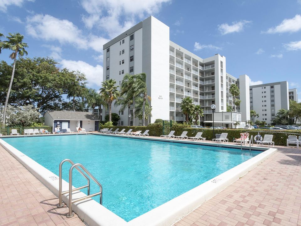 1st image of 2217 Cypress Island Dr APT 905