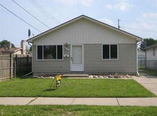 8476 Busko Ave, Warren, MI 48093