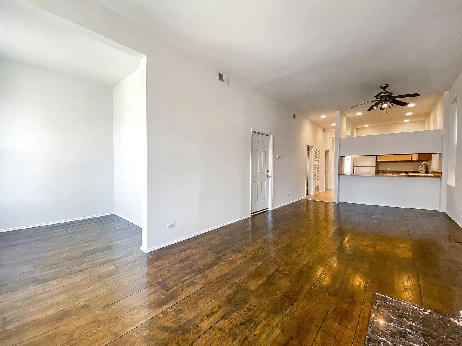 3 bed, $2,900 — Photo 4