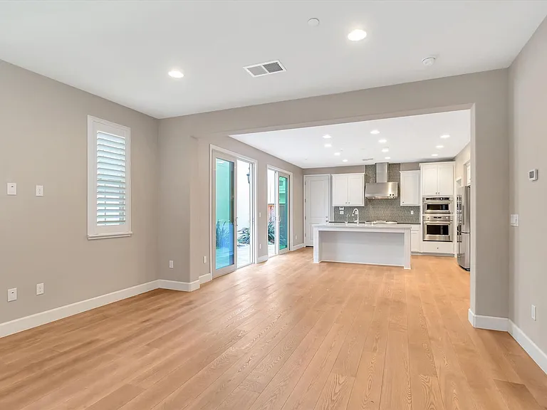 3086 Via Siena Pl — Photo 8