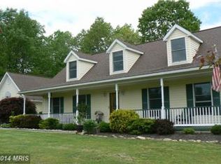 278 Open Meadow Ln, Hedgesville, WV 25427