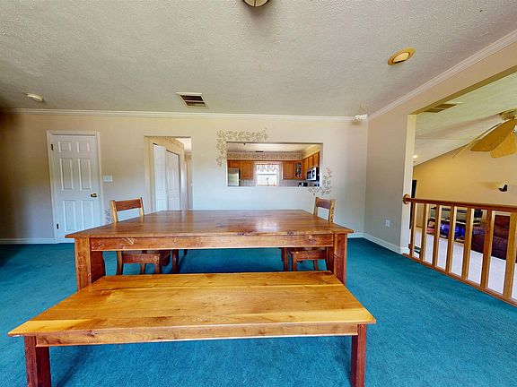 4th image of 178 Mulberry Ln