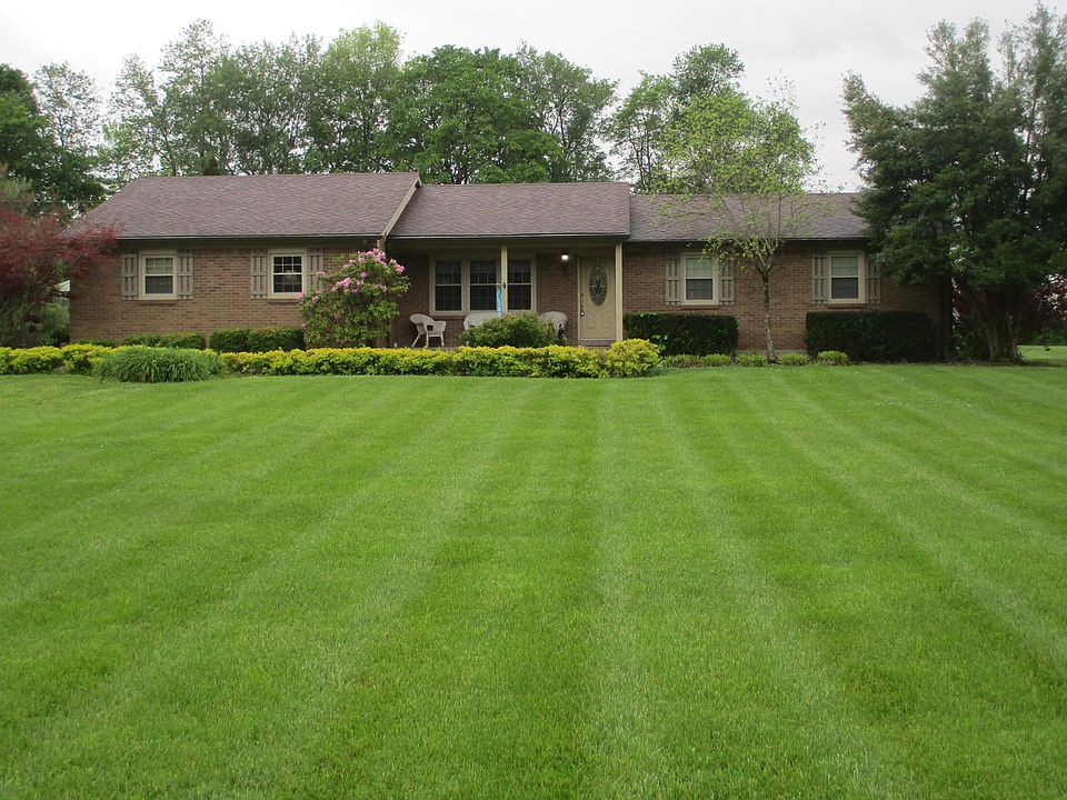 1st image of 861 Castlerock Dr