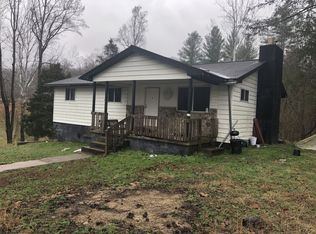 5591 Low Gap Rd, Danville, WV 25053