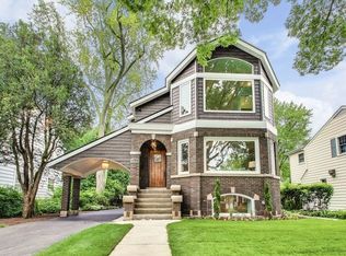 2231 Thornwood Ave, Wilmette, IL 60091