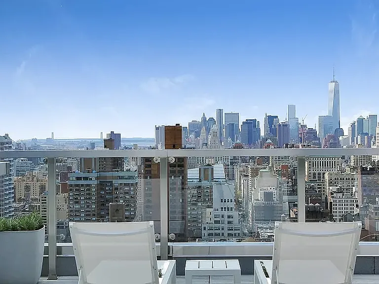325 Lexington Ave #14B — Photo 8