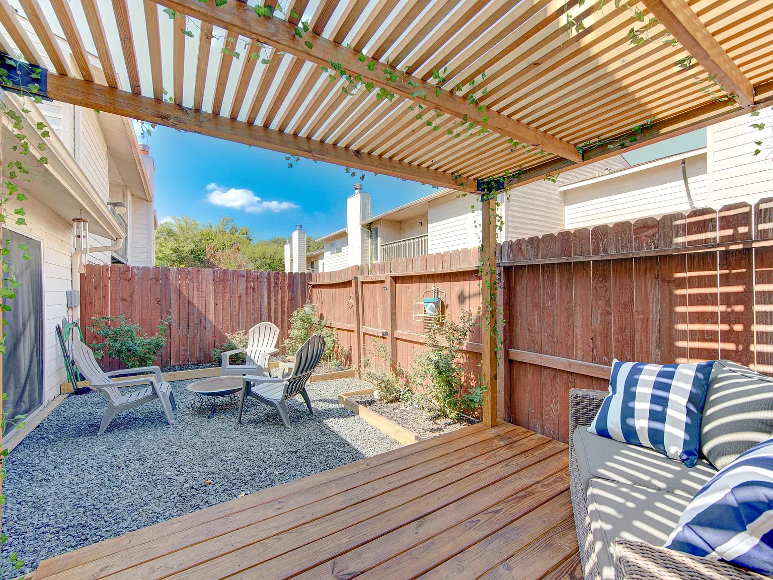 3 bed, 1513 sqft, $2,500 — Photo 1