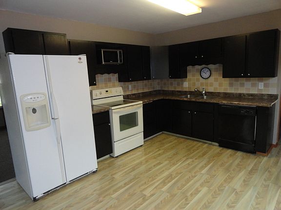 2nd image of 116 7th Avenue Ct NE