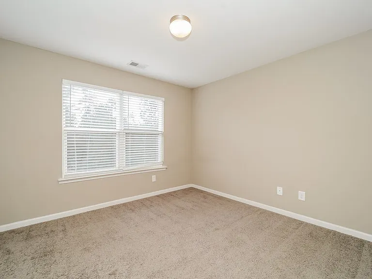 79 Moss Way — Photo 12