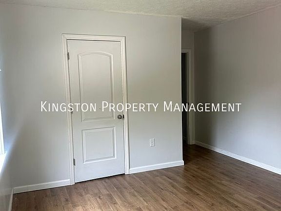 5th image of 510 E Pike St #208