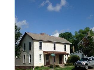 106 N 5th St, McConnelsville, OH 43756