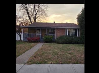 40 Sharon Ave, Edison, NJ 08817