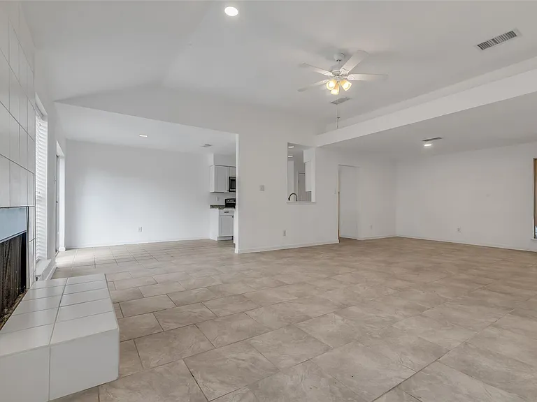 4307 Eagle Fork Dr — Photo 16