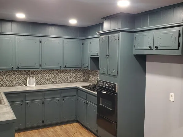 7519 E Oklahoma Pl, Tulsa, OK 74115