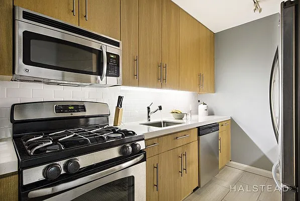 Sold by Halstead Real Estate | media 2