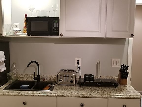 3rd image of 4868 Tobacco Way
