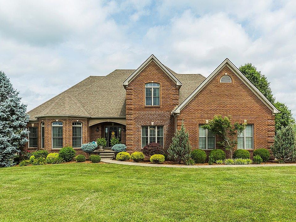 1st image of 820 Lakeview Dr