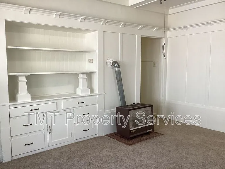 719 19th St #1 — Photo 5