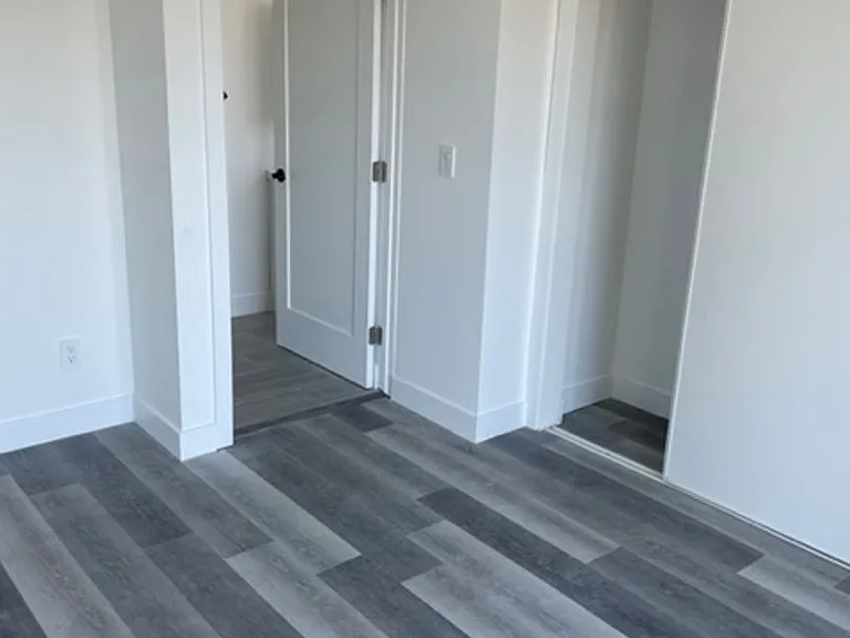 20811 Tiara St — Photo 21