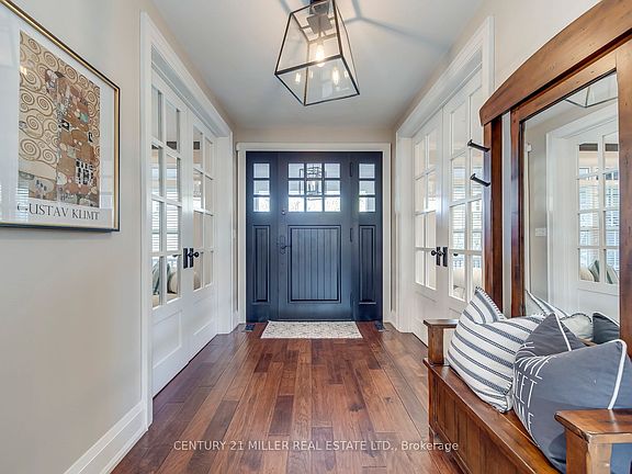 4th image of 75 Charles St