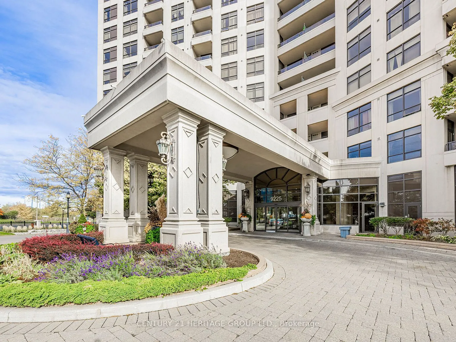 2 bed, $2,500 — Photo 2