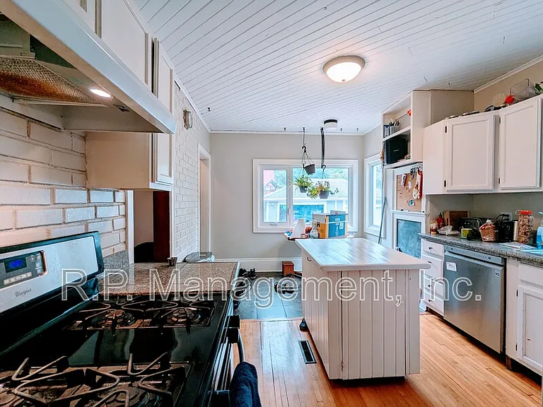 2024 Como Ave — Photo 7
