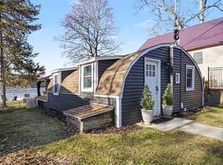 642 Swains Lake Dr, Concord, MI