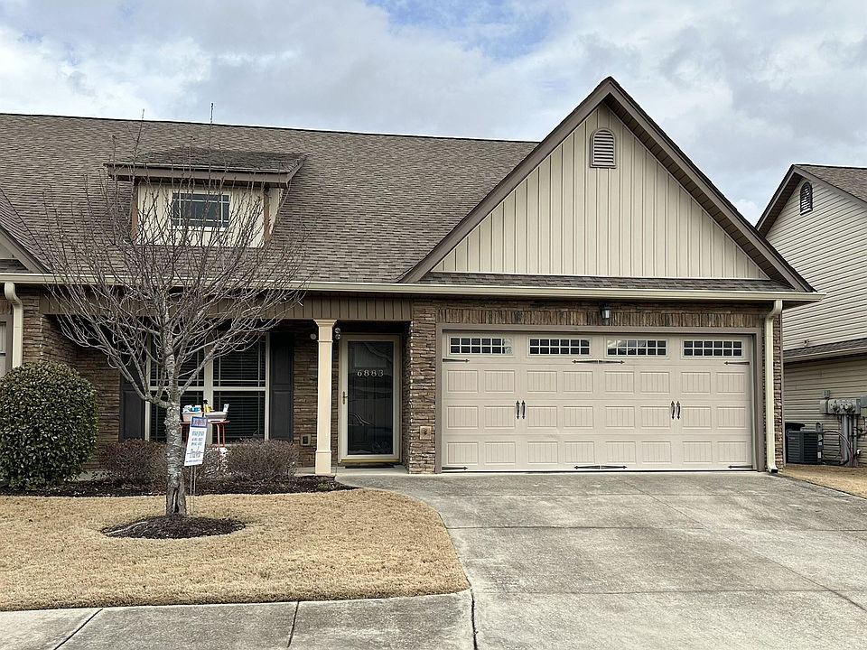 1st image of 6883 Village Lake Cir