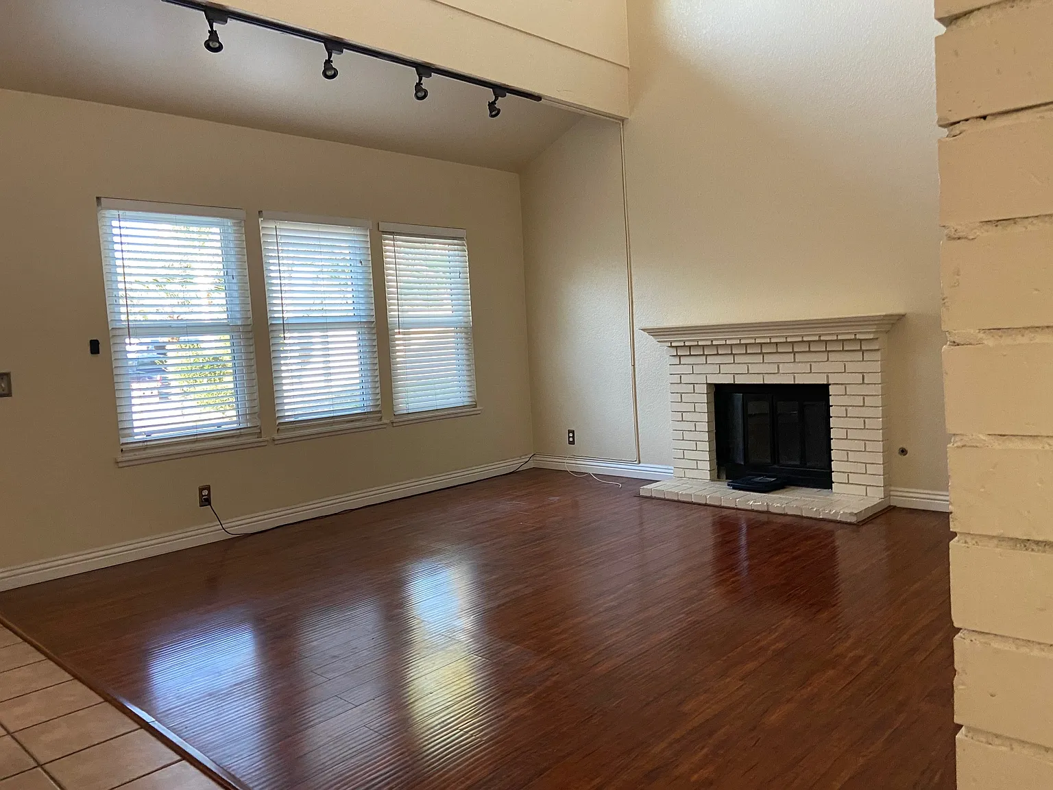 3 bed, 1515 sqft, $1,200 — Photo 4