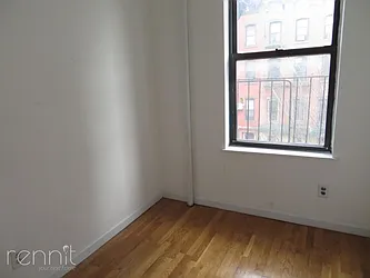 Rented by Rennit Inc.