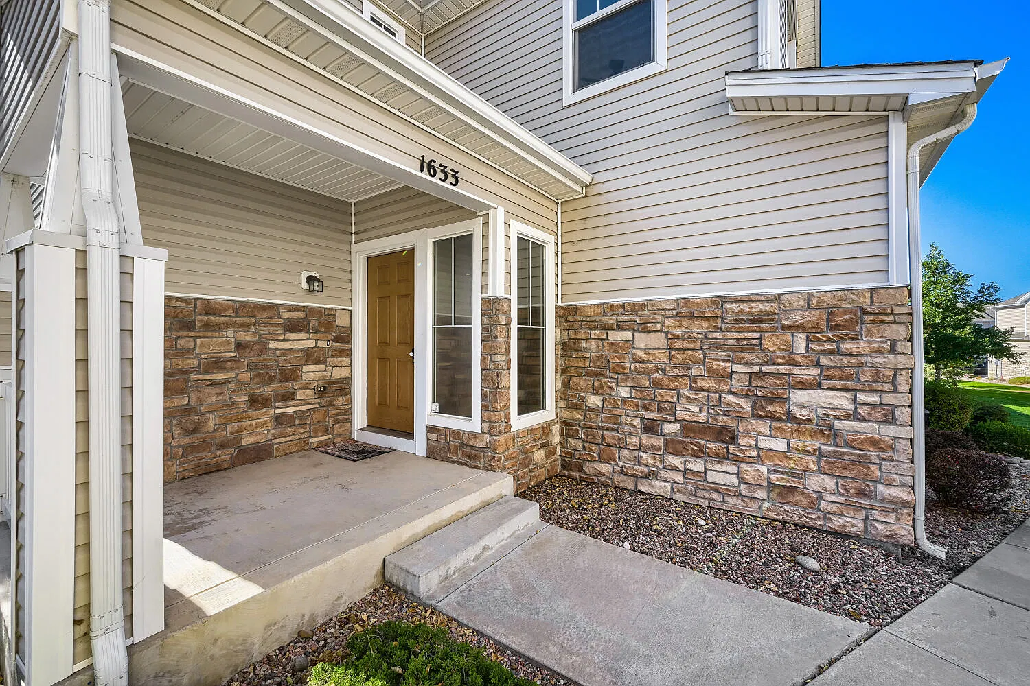 1633 Reilly Grove - 1 — Photo 1