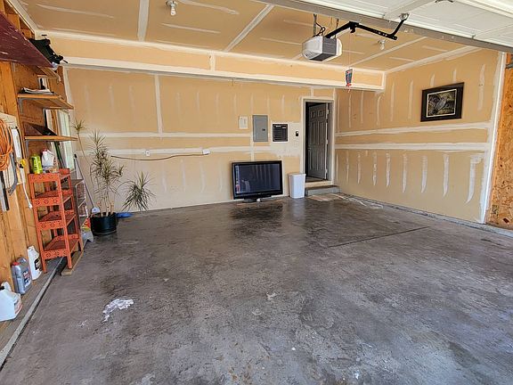 3rd image of 3209 Birney Ct