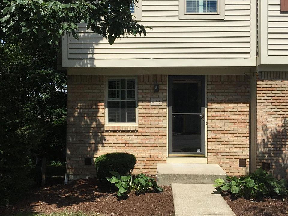 1st image of 495 Foxtrail Cir W