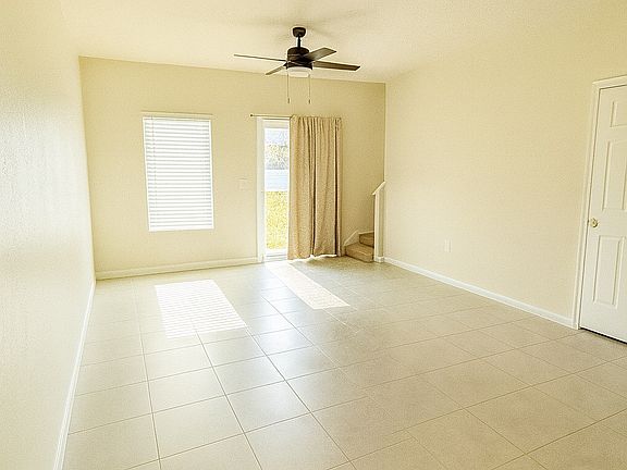 2nd image of 912 Observatory Pkwy
