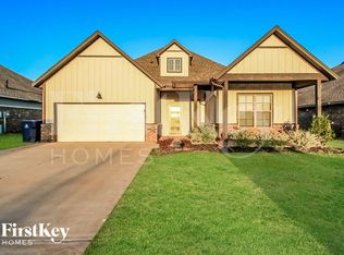 3524 Upland Ridge Dr, Yukon, OK 73099