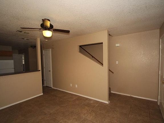 2nd image of 4400 Deek Dr APT C