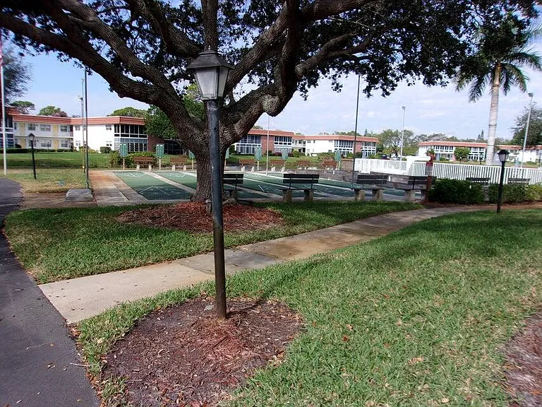 1225 NW 21st St #3506 — Photo 23