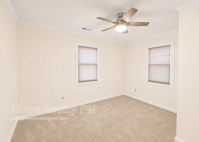 754 Meade St — Photo 5