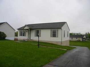 4085 Board Rd, Manchester, PA 17345